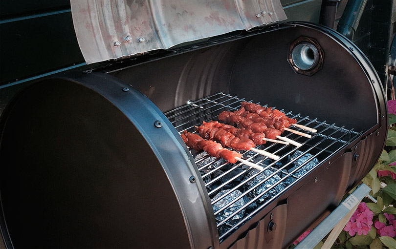 Carne na churrasqueira a gás: tão gostosa quanto a do carvão?